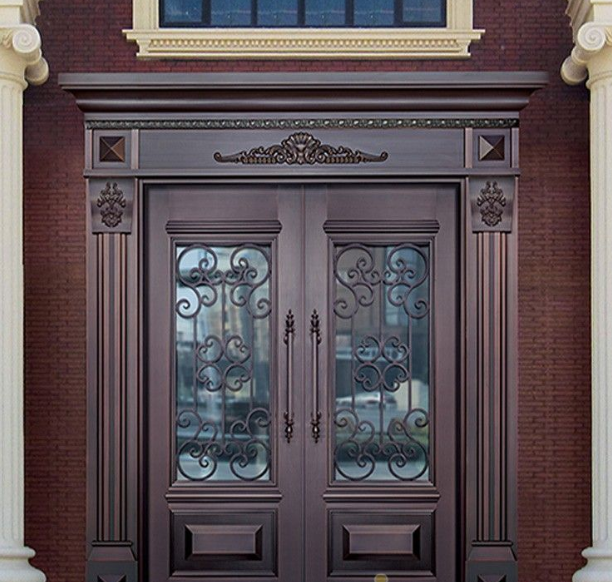 与其他门类相比铜质门具有独特优势