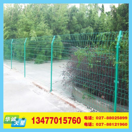 双边丝护栏网-黄石养殖护栏网价格
