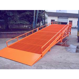 厂家*广州集装箱卸货平台移动式液压登车桥