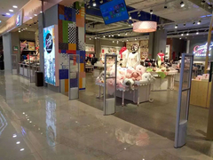 AM330 服装店多支 .jpg