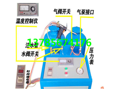 聚氨酯喷涂机