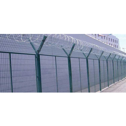 框架护栏网 栅栏护栏网 高速公路护栏钢丝网隔离网