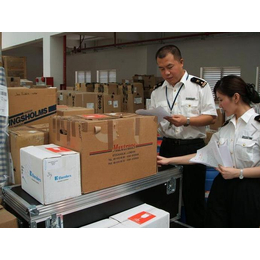 青岛机场国际快递拿货流程1行李被扣通关