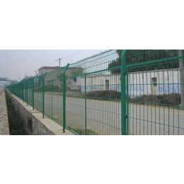 控制围栏建设关于护栏网工艺护栏网