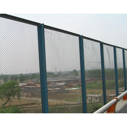桥梁防护网 公路隔离护栏 市政围栏 铁丝网 停车场围栏