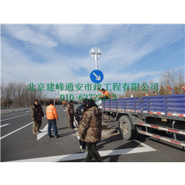 北京交通标牌杆厂信号灯立柱标牌立柱厂家