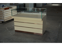 南京展柜厂家-常见玻璃展柜的款式及应用