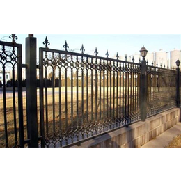 溧阳铁艺围栏、陆欧铁艺(在线咨询)、铁艺围栏多少钱