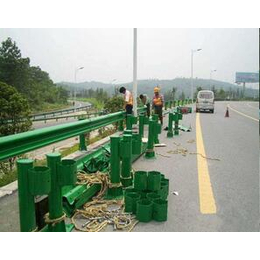 湖南娄底新化县高速防撞护栏板厂家价格