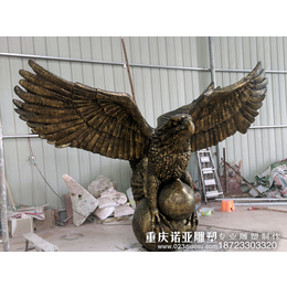 重庆园林景观雕塑 飞鹰玻璃钢雕塑厂家18723303320