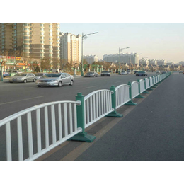 威友丝网(多图)、城市道路护栏安装、蚌埠城市道路护栏