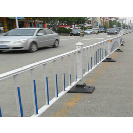 威友丝网,吐鲁番地区城市道路护栏,城市道路护栏厂家批发