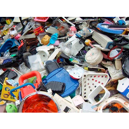 东莞回收塑料,塑料回收,亮丰再生资源回收(*商家)