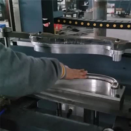 ya弧焊机(图)|直缝自动ya弧焊机|ya弧焊机