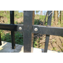 移动护栏网用途|江苏蒙特利克护栏网厂|移动护栏网