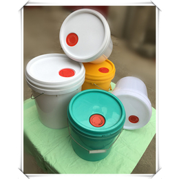 【河南优盛塑业】(图),南阳防冻液桶出售,防冻液桶