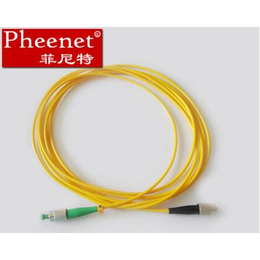 菲尼特光纤跳线的作用光纤跳线和网络跳线机房布线效果图