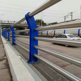 河南郑州有卖桥梁防撞护栏厂吗 不锈钢复合管多钱一米
