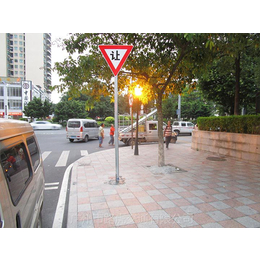 广州交通标志牌厂家 标牌设计参数交通反光圆牌-路虎交通