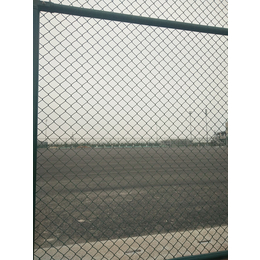 梅州室外篮球场地围网,组装式球场围网