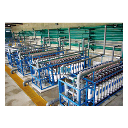 乌海水处理,青州鲁泰机械(图),反渗透水处理设备