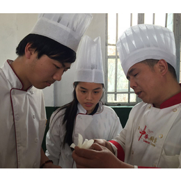 长垣厨师培训学校、开创烹饪职业培训学校、厨师培训学校学费
