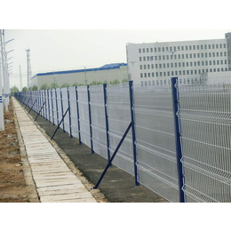 湖南隔离网厂区钢丝围栏 框架护栏网厂家