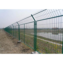 施甸县圈地护栏网、鼎矗商贸、圈地护栏网供应