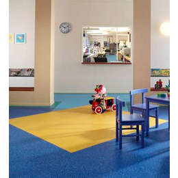 活动中心室内塑胶地板公司_佳禾地板品质出众
