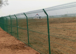 临汾护栏网养殖围栏网双边丝护栏网桃型立柱护栏网y型护栏网
