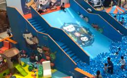 供应厂家预售2019新款游乐设备商场游乐园投影淘气堡