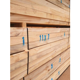 辐射松建筑方木-日照创亿木材加工厂-辐射松建筑方木制作厂家