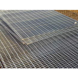 国磊金属丝网(图)、停车场钢格栅板使用寿命、停车场钢格栅板