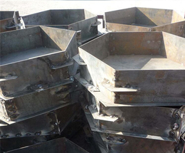 佳木斯空心护坡钢模具-空心护坡钢模具制造厂-鸿福模具