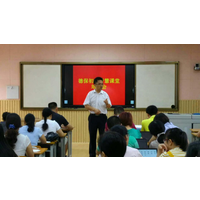 共升教育：广西德保县初级中学举行“智慧课堂”培训会