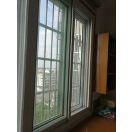 厨房隔音窗设计结构非常特殊客户看了频频点赞铝镁合金窗