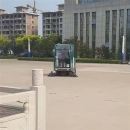潍坊天洁机械(图)-封闭式电动扫地车-临沂扫地车