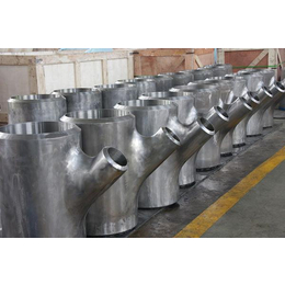 碳钢焊接三通保质量|江门三通|河北圣天管件