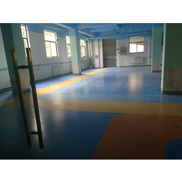 太原塑胶地板-太原塑胶地板生产厂家-大众机房地板(推荐商家)