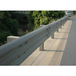 甘肃武威市高速公路波形护栏安装厚度