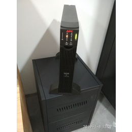 中小型电脑用施耐德APCUPS电源1K广州销售 机房松下电池