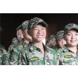 南华夏令营哪家好 自强军事训练营锻炼孩子能力