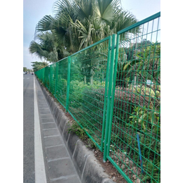 路中隔离护栏 清远三角折弯围栏 边框栏网