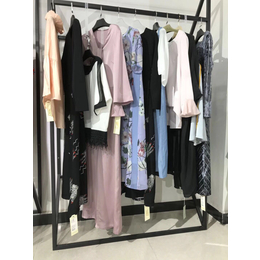 武汉品牌女装折扣店网统衣服饰