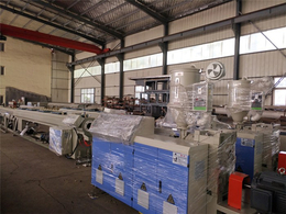 PVC扣板生产线/管材设备-青岛和泰塑机-管材设备