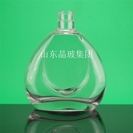 咸阳玻璃酒瓶|山东晶玻|晶白手工玻璃酒瓶