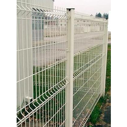 抚宁C型柱铁路护栏|卓铭丝网|C型柱铁路护栏生产厂家