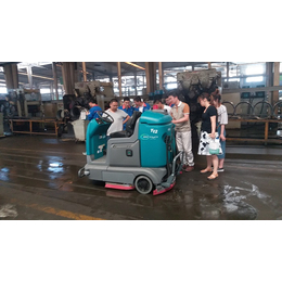 山东洗地机-坦能T7驾驶式洗地机厂家-青岛捷立清洁设备