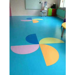 伦飒地板(在线咨询)-地板-pvc地板品牌