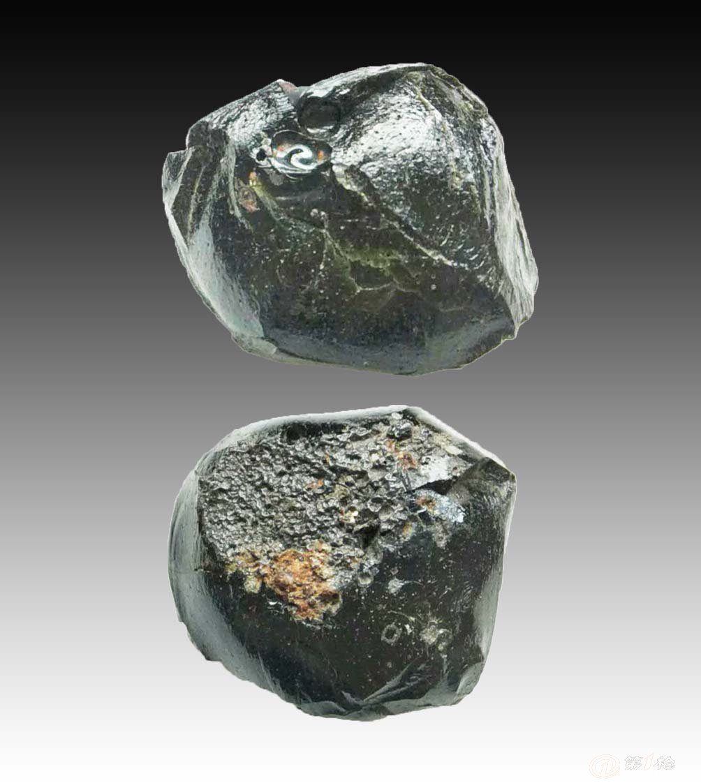 玻璃陨石权威鉴定玻璃陨石拍卖价格